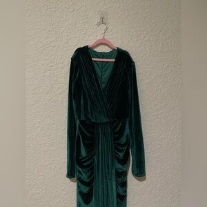 Elegant Green Velvet Dress/Gown